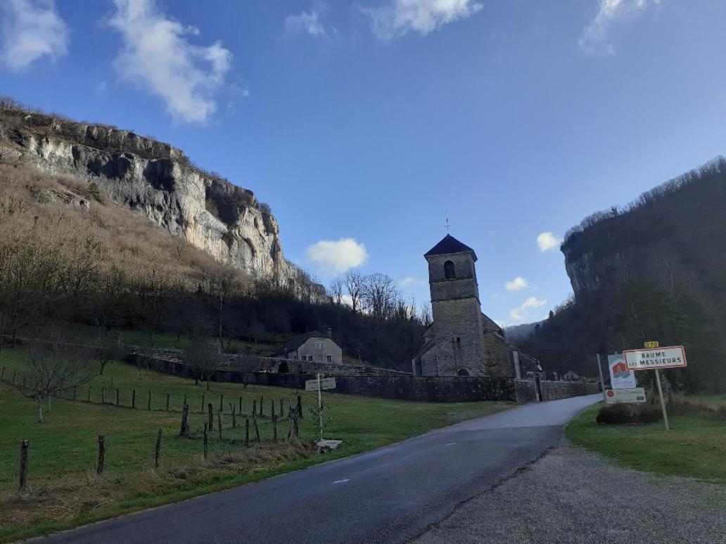 Gite Le Bout Du Monde Baume-les-Messieurs Kültér fotó